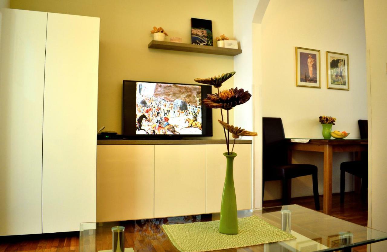 Amphitheatre Apartments بولا المظهر الخارجي الصورة